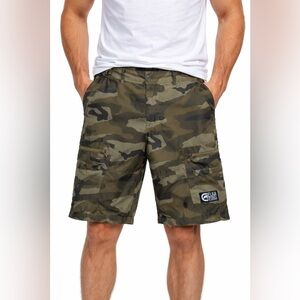 Ecko Unltd Men’s Camo Cargo Shorts Green Zip Pockets Lightweight Relaxed Size 32
